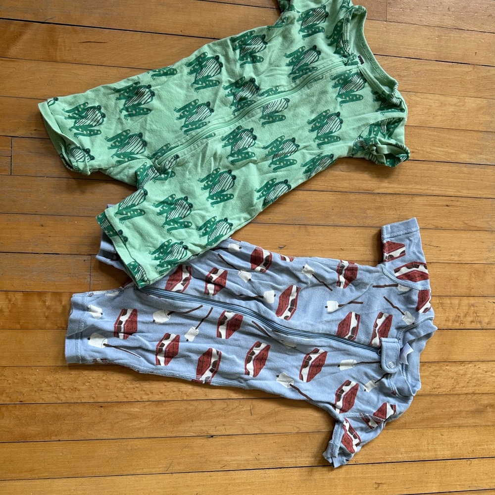Hanna Andersson Green and Blue Kids Pajama Set